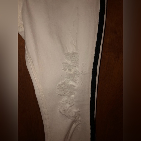 Express destructed cropped stretch jeans size 10 NWOT - Picture 4 of 13